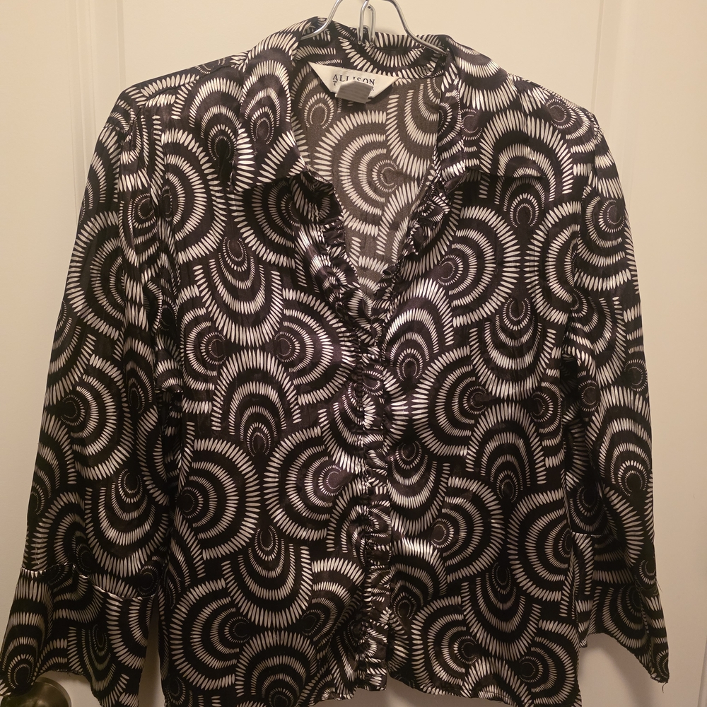 Brown and White Patterned Blouse